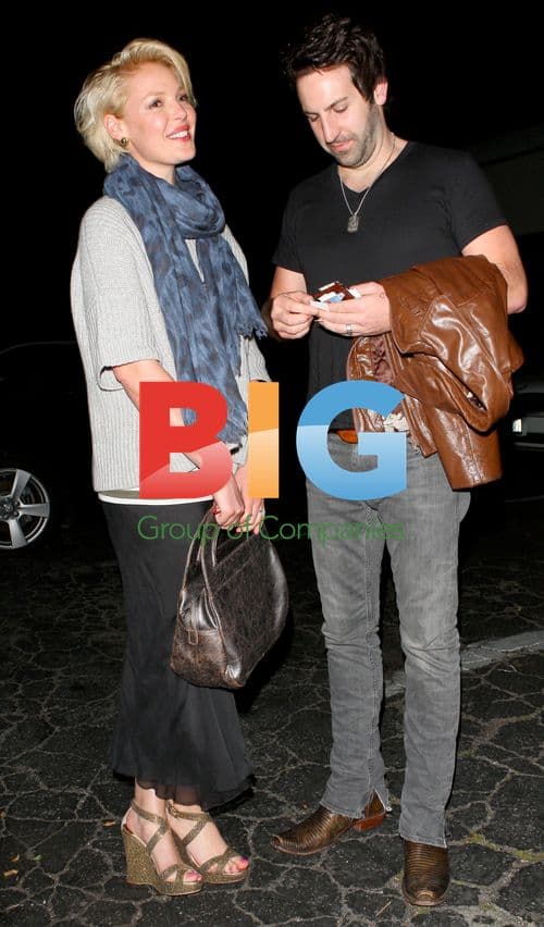Katherine Heigl and Josh Kelley dine in Beverly Hills