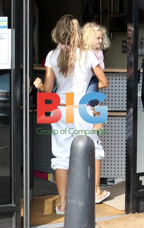 Katie Price Visits Tanning Salon