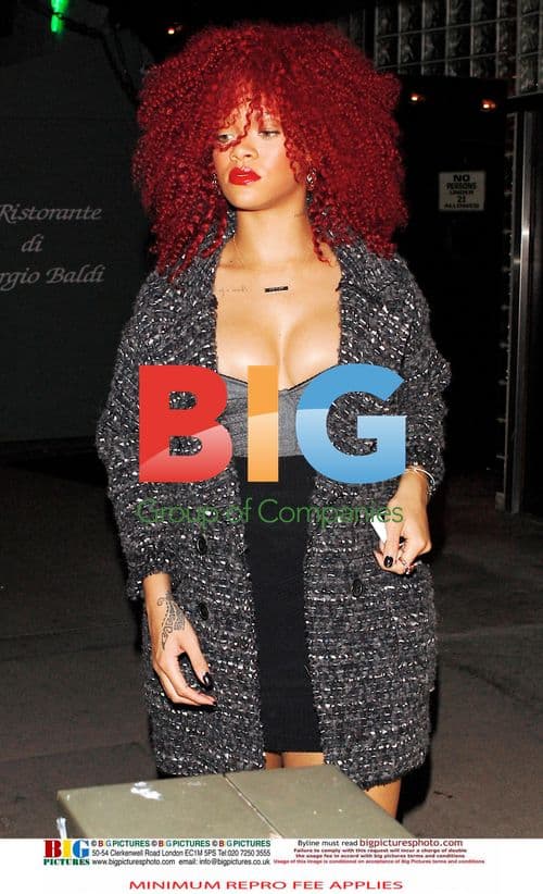 Rihanna Dines at Giorgio Baldi in Santa Monica