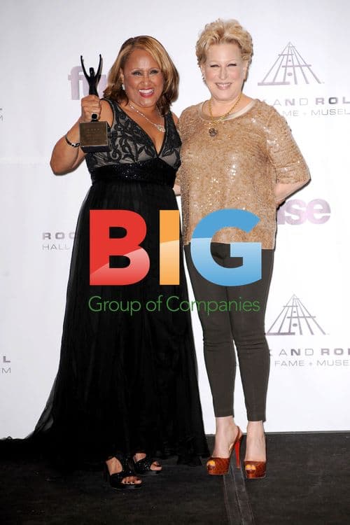 Darlene Love and Bette Midler at Rock Hall Induction