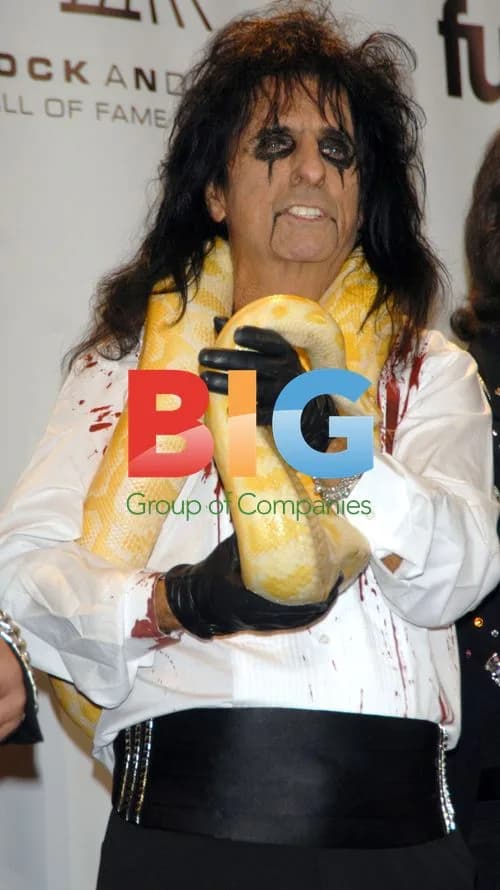 Alice Cooper at Rock Hall of Fame 2011