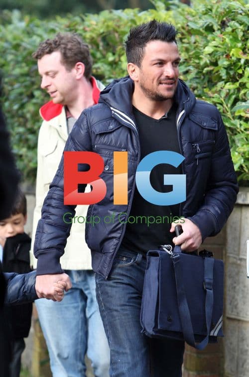 Peter Andre Takes Son to School