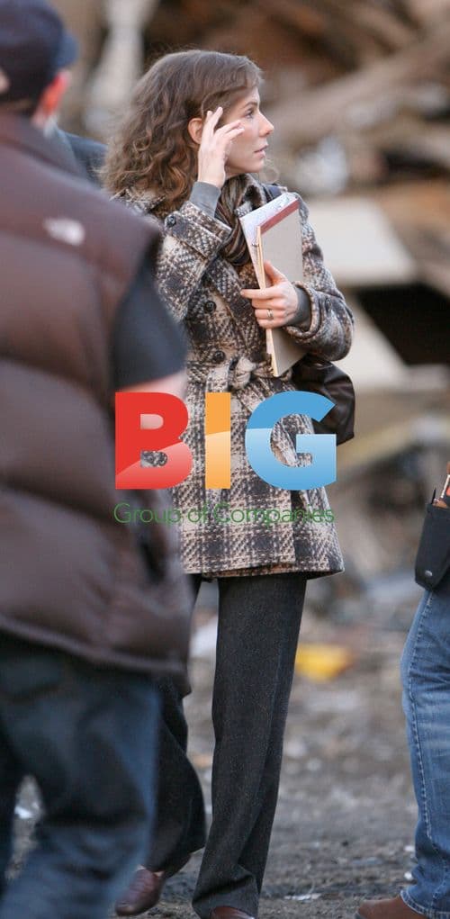 Sandra Bullock on "Extremely Loud" Set