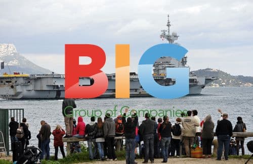 French aircraft carrier leaves port