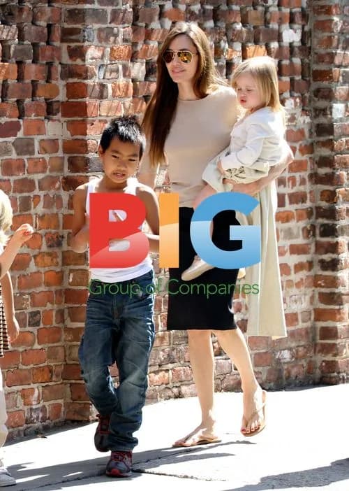 Brad Pitt and Angelina Jolie with Kids in New Orleans