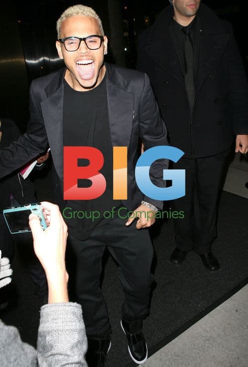 Chris Brown Greets Fans After 'GMA' Outburst