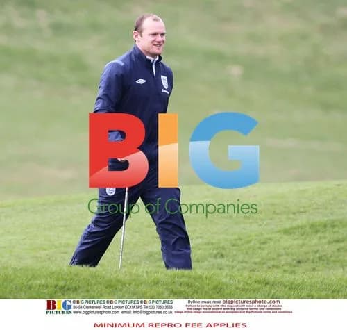 England Football Team Golfing