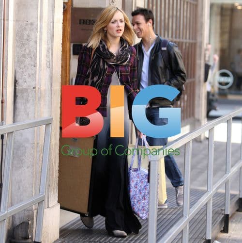 Fearne Cotton Leaving Radio One Studios