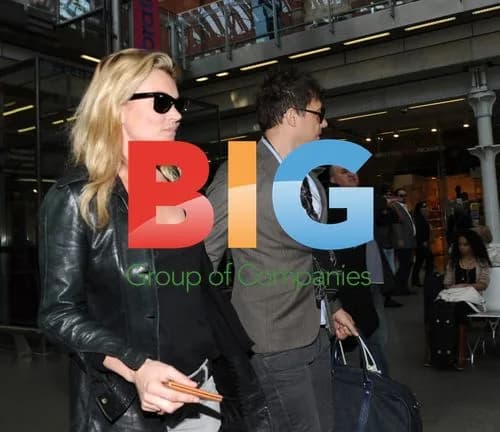 Kate Moss and Jamie Hince at Kings Cross