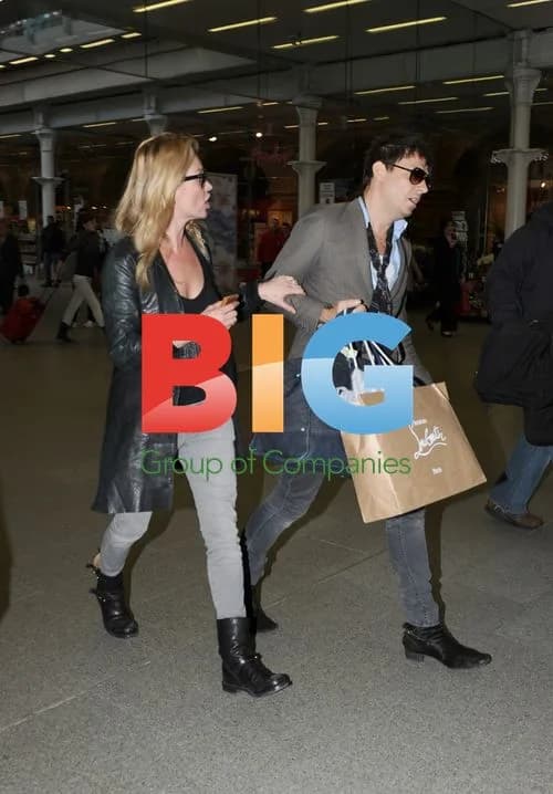 Kate Moss and Jamie Hince at Kings Cross