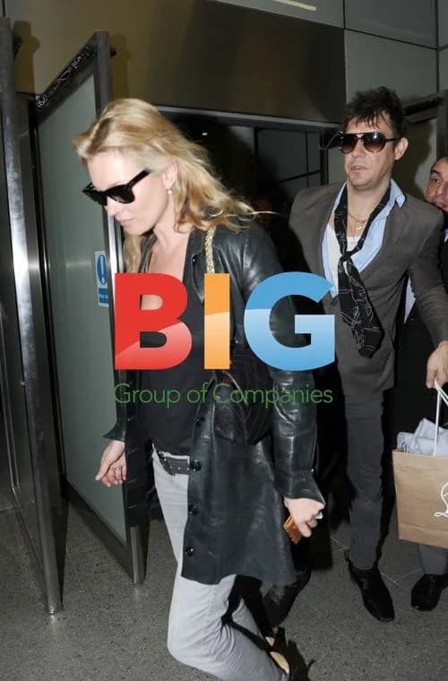 Kate Moss and Jamie Hince at Kings Cross