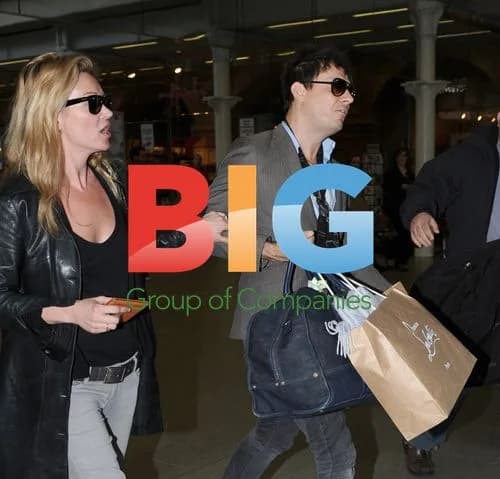 Kate Moss and Jamie Hince at Kings Cross