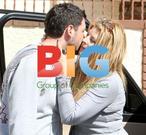 Maksim and Kristie Share Kiss at DWTS Rehearsal