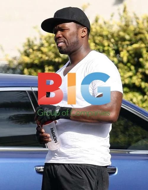 50 Cent chats with fan after gym