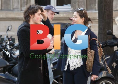 Ingrid Betancourt and son hug in Paris