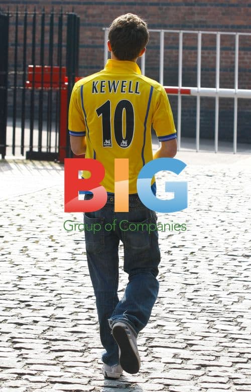 Jack Shepherd on Coronation Street Set