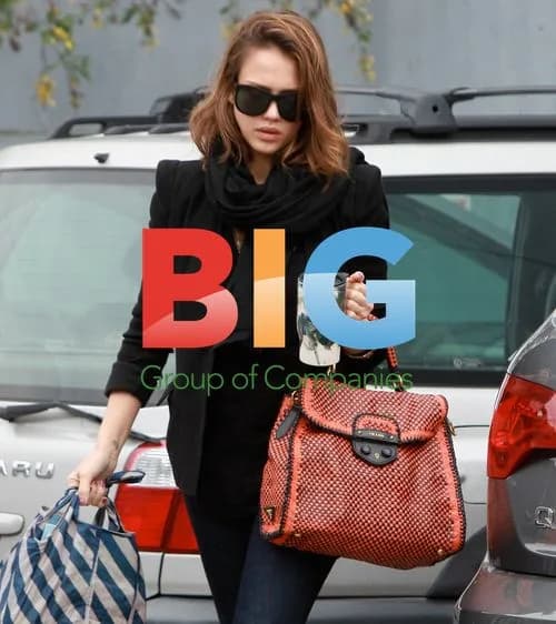 Pregnant Jessica Alba at Studio in Brentwood