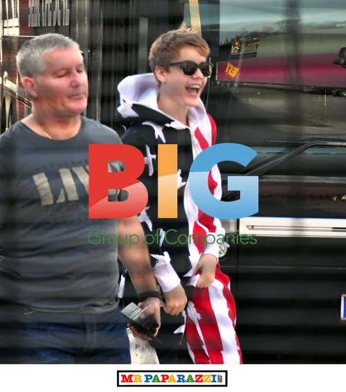 Justin Bieber Arrives in Nottingham
