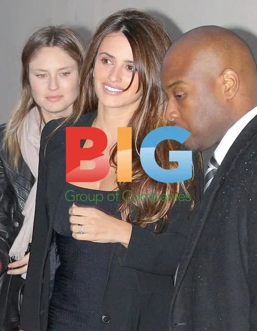 Penelope Cruz leaves Jimmy Kimmel