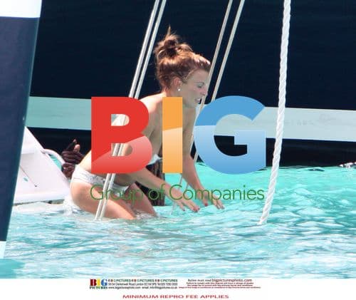 Coleen Rooney Chills Out in Caribbean