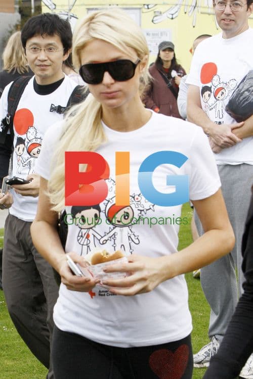 Nicky and Paris Hilton run in Tokidoki Relief Run