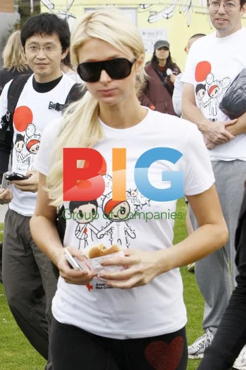 Nicky and Paris Hilton run in Tokidoki Relief Run