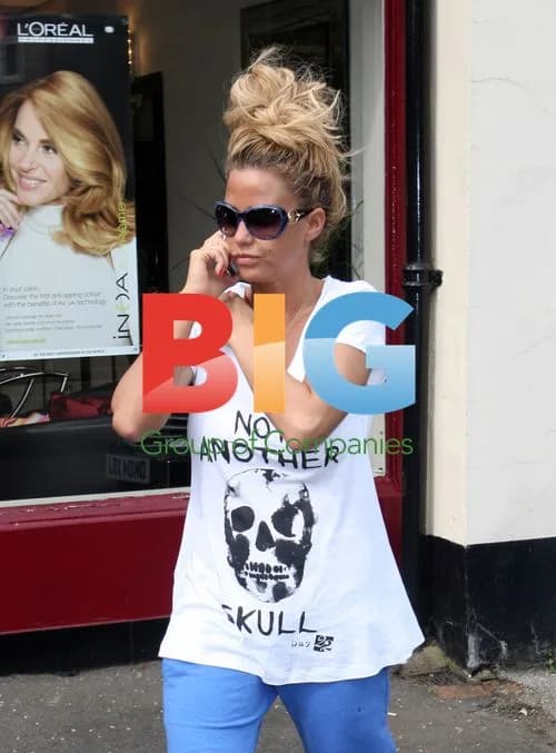 Katie Price and Leandro Penna at Tanning Salon