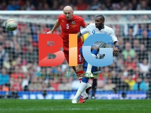 Darren Bent vs Ashley Williams, Wales v England