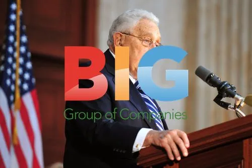 Henry Kissinger Speaks at Ford Statue Unveiling