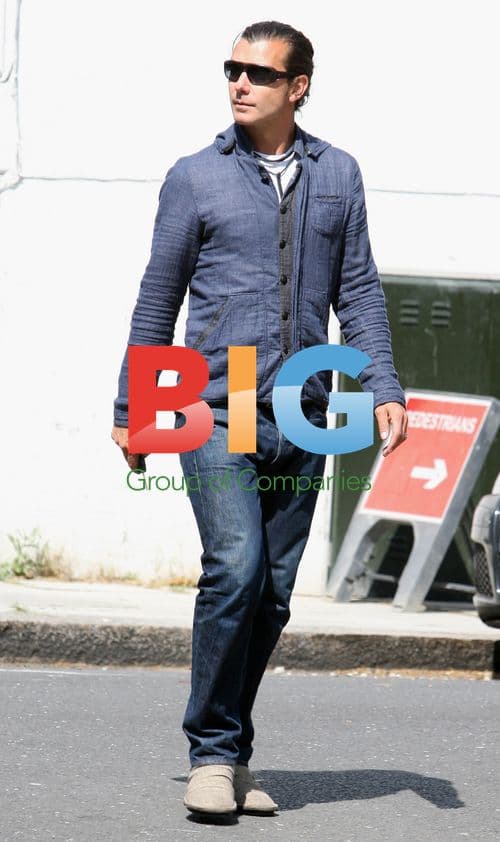 Gavin Rossdale and Kids in London