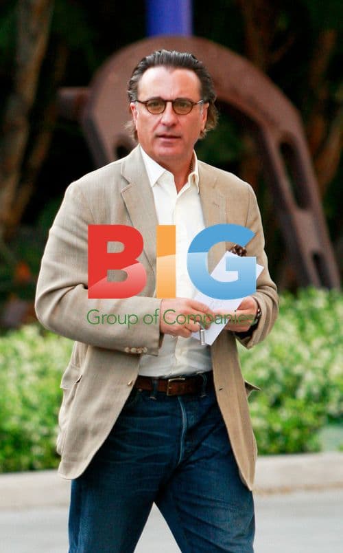 Andy Garcia with Daughter at Lakers Game