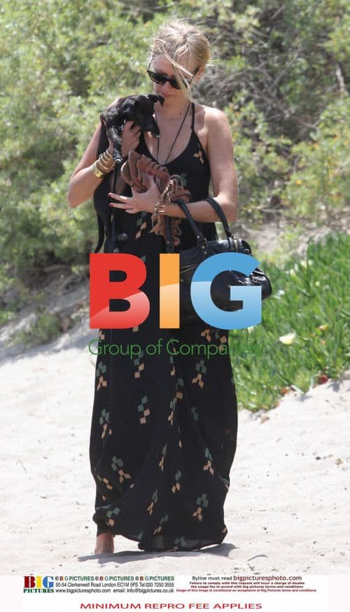 Kimberly Stewart and Family at Beach