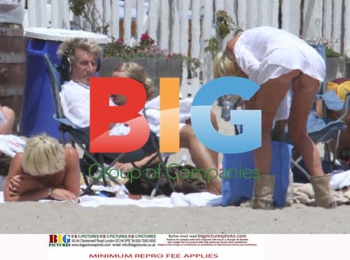 Kimberly Stewart enjoys beach day with family