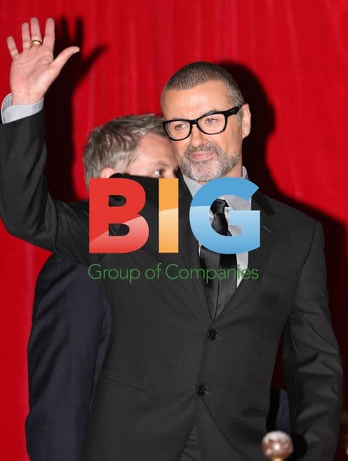 George Michael Announces Tour