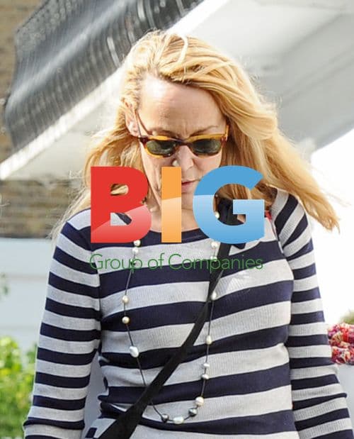 Jerry Hall Spotted Shopping