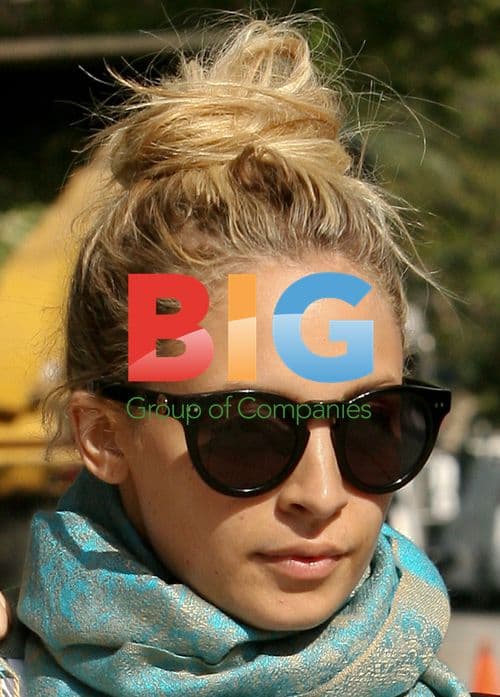 Nicole Richie and Children at Party