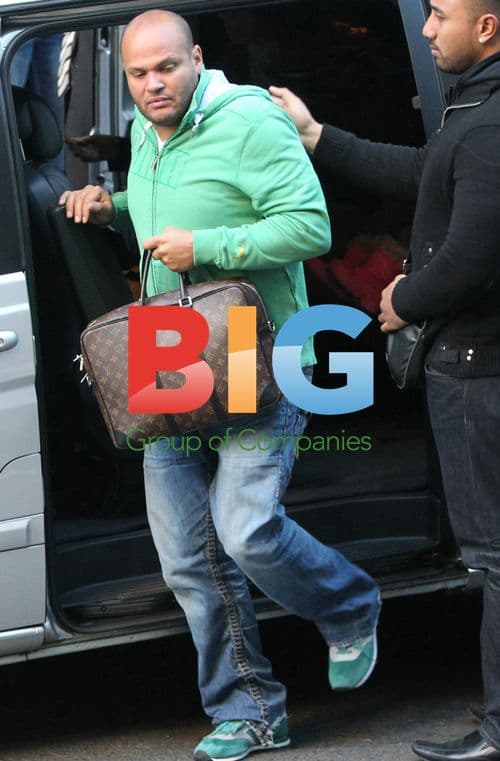 Mel B and Family Arrive in Sydney