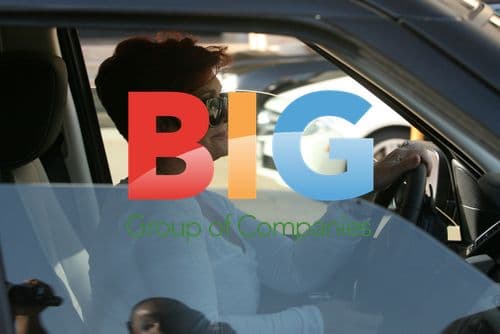 Sharon Osbourne Shopping in Beverly Hills