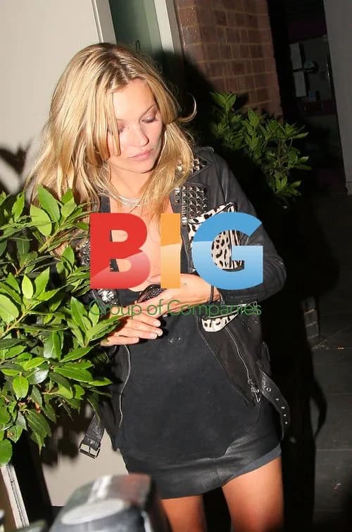 Kate Moss Leaving Le Petit Masonn