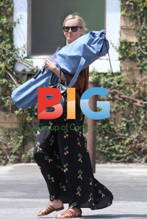 Kimberly Stewart and family at the beach