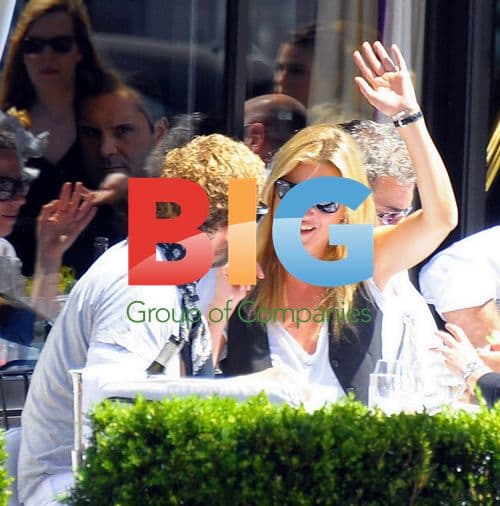 Kate Moss Enjoys Lunch in Paris