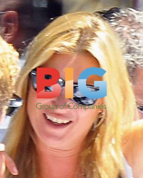 Kate Moss Lunching in Paris