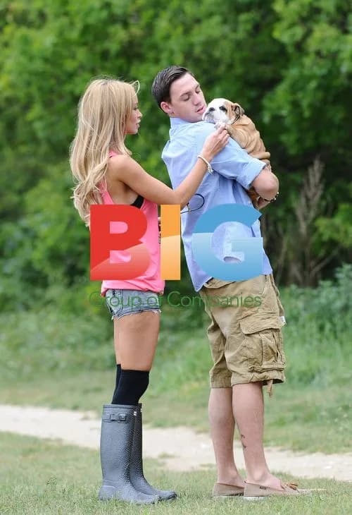 TOWIE's Lauren Pope on Romantic Dog Walk