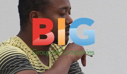 Apl.de.Ap of Black Eyed Peas smoking on hotel balcony