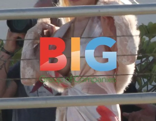 Lindsay Lohan Revealing Shoot in Miami