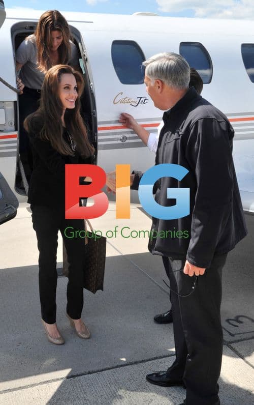 Angelina Jolie Meets Wounded Soldiers