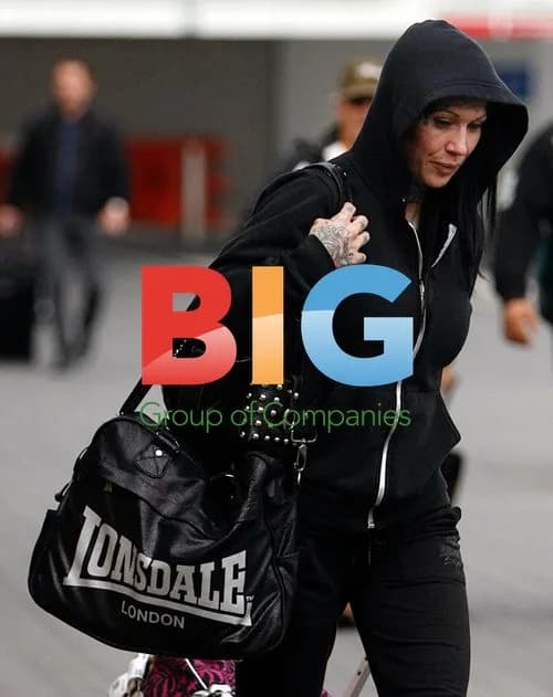 Michelle McGee Arrives for Perth Sexpo