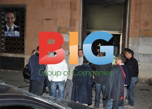 Gianni Lettieri's office set on fire in Napoli