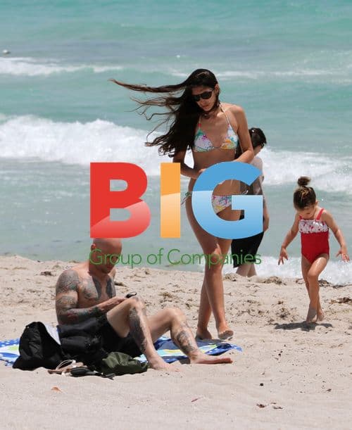 Ami James with family in Miami