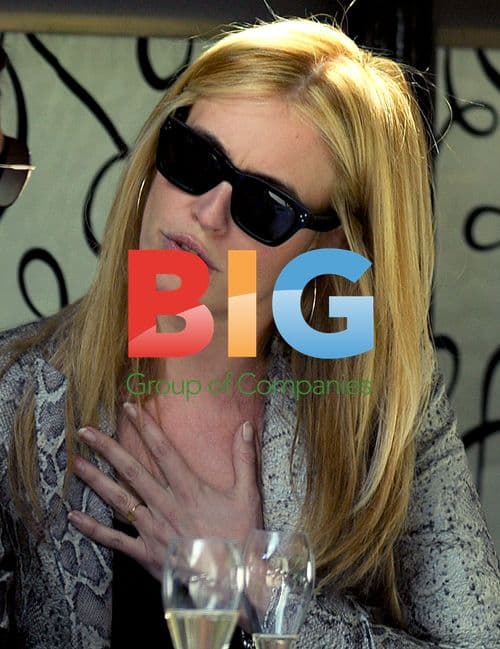 TV Presenter Cat Deeley Spotted at London Restaurant